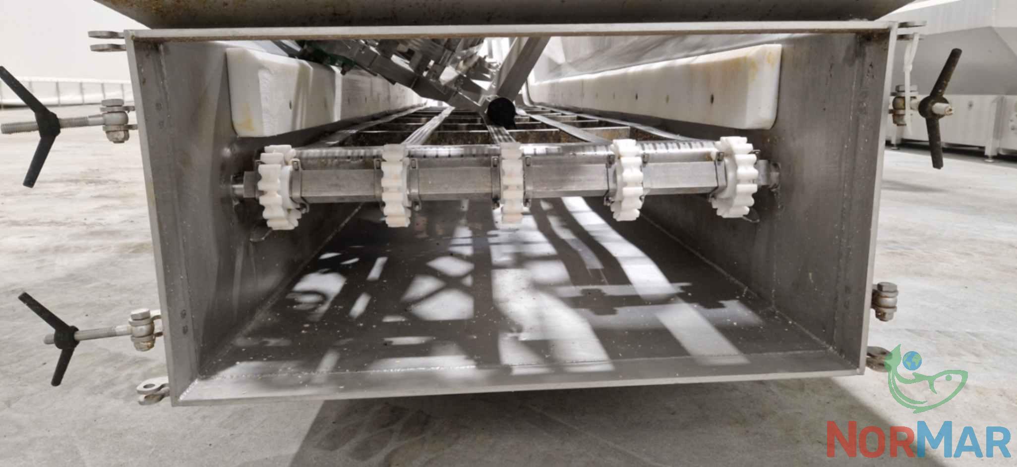 Bulk feeder used (4)