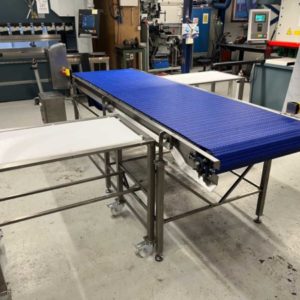 Conveyer With Two Inspection Tables