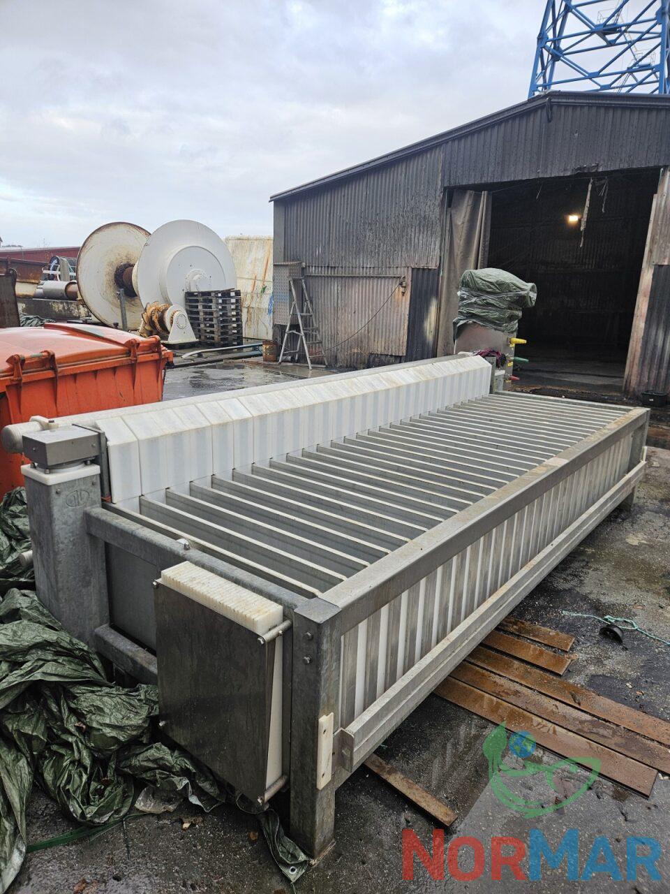 DSI V3 28-100 Vertikal Platefryser